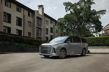 上汽大通G90