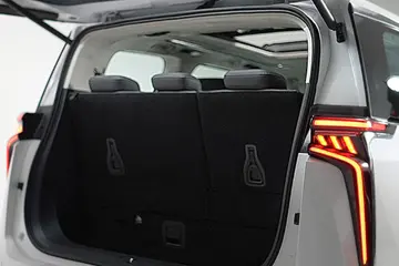 MG M9 EV