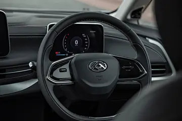 上汽大通G90