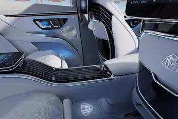 Mercedes-Benz Maybach EQS SUV