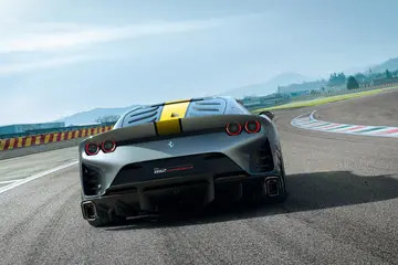 Ferrari 812