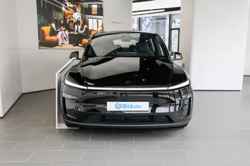 TeslaModel Y L