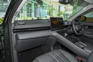 Geely EX5