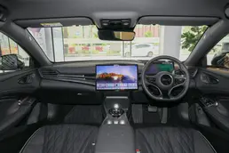 2025 580km 4WD Performance