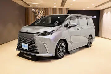 凌志LM