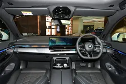 2025 520i