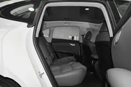 2025 450km 後驅標準版