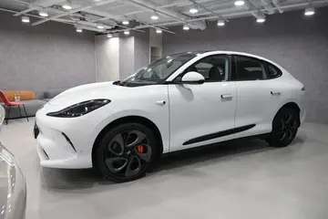 智己IM6