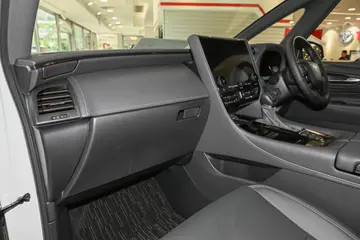 豐田Alphard