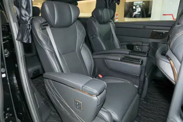 豐田Vellfire