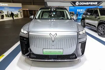 嵐圖汽車泰山X8