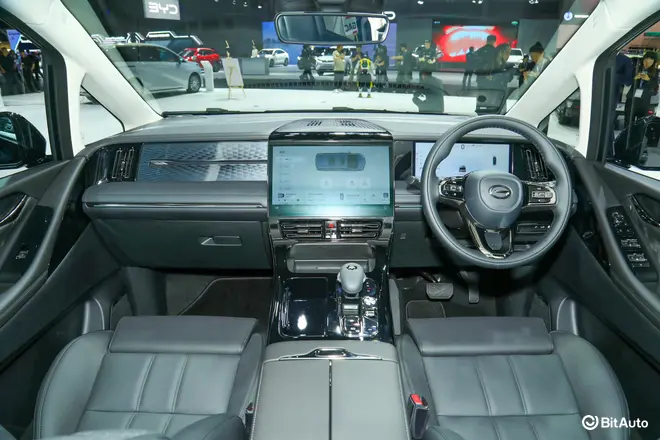 E9 PHEV