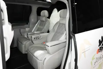 Leapmotor D99
