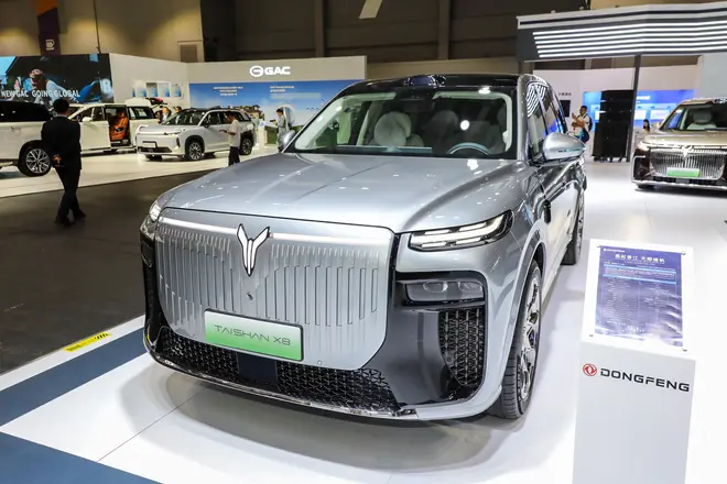 嵐圖汽車泰山X8