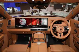 2026 548km Long Range 6 Seats