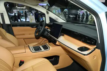 廣汽E8 PHEV