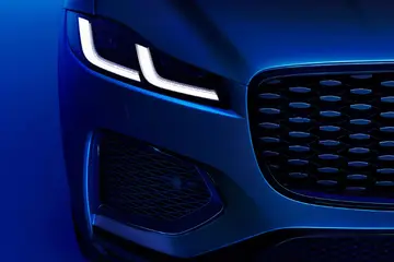 Jaguar F-PACE PHEV
