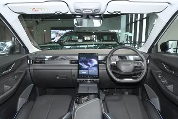 JAECOO J5 EV