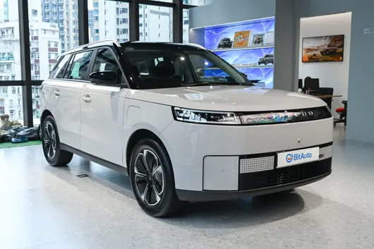 2026 402km Premium