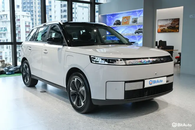 J5 EV