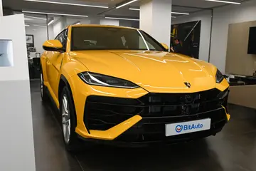 LamborghiniUrus SE
