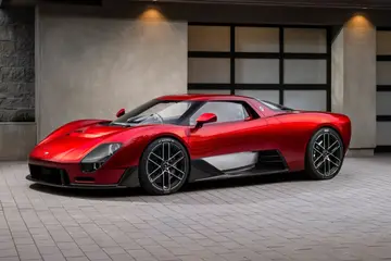 McLarenMcL 6GT
