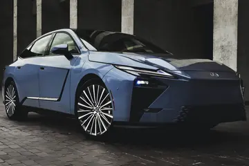 Lexus ES BEV