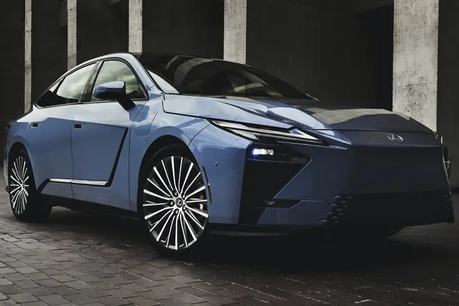 Lexus ES BEV