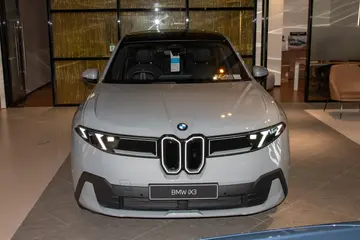 BMW iX3