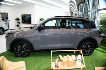 Leapmotor B03X