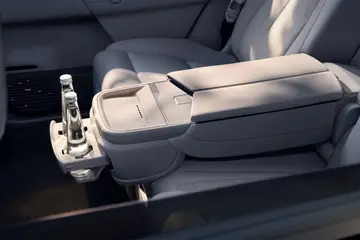 XPeng G9L