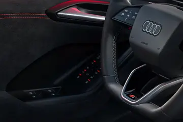 Audi SQ6 e-tron