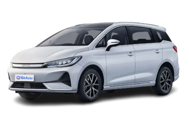 BYD M6
