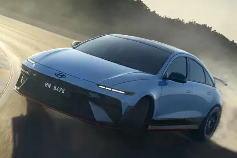 早鳥價HK$898,800 650匹猛獸現代IONIQ 6 N來港