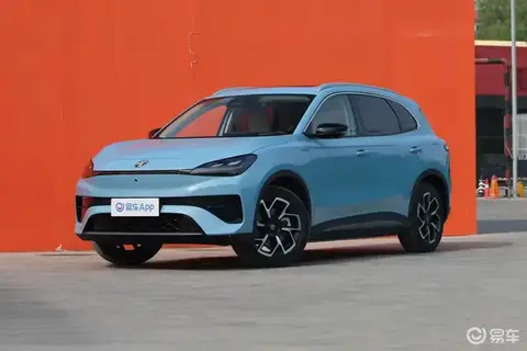 MG 4X 內地上市|家族首純電SUV 配半固態電池