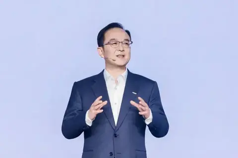Geely founder Li Shufu steps down as Geely Auto chairman, An Conghui takes over