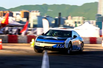 賽事直擊|亞洲汽車扭樽錦標賽香港站落幕 小鵬 P7 賽道表現成全場焦點