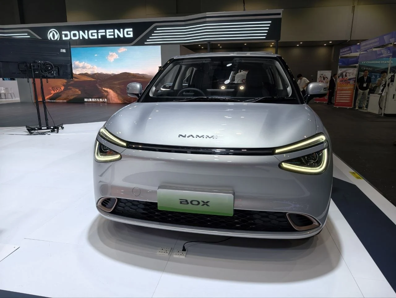 2026香港汽車博覽會:Dongfeng Nammi Box 用小車身切入本港純電代步