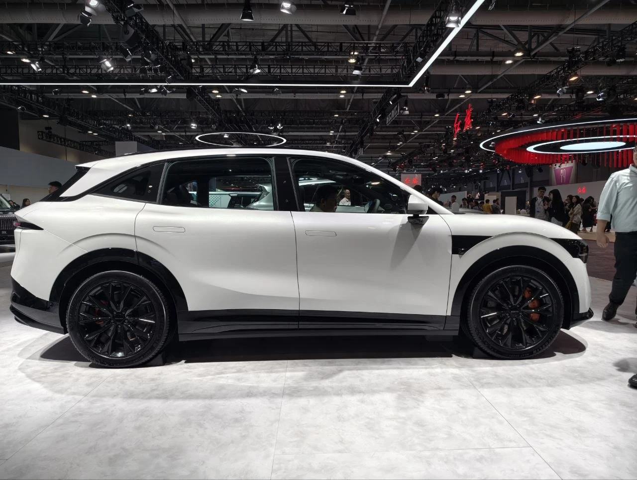 2026 HKautoexpo: Zeekr 7X stakes its claim in the premium electric SUV lane